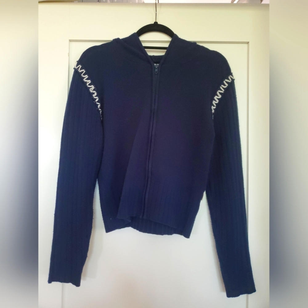 Vintage Y2K FiFi Collection Cardigan Sweater Zip-Up Hoodie w/ Pom Pom & Bird